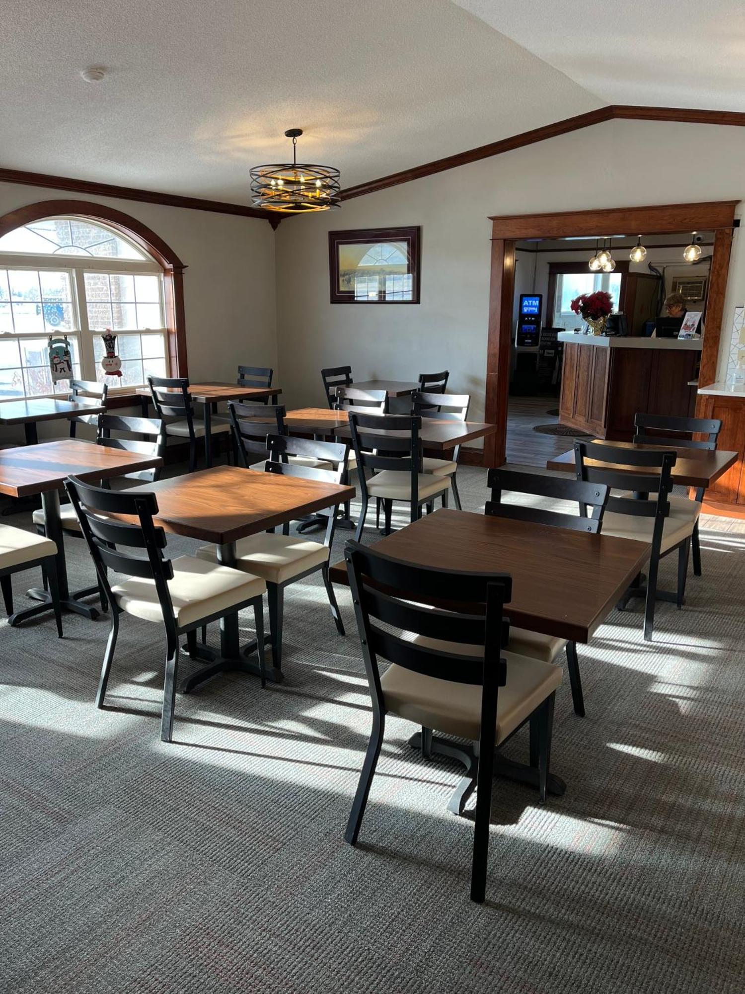 Fireside Inn And Suites Devils Lake Buitenkant foto