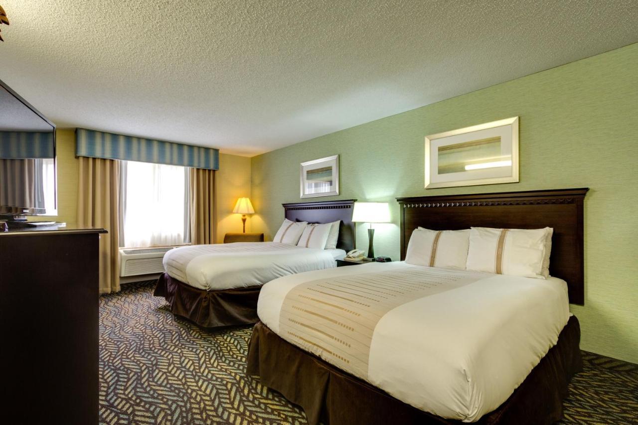 Fireside Inn And Suites Devils Lake Buitenkant foto